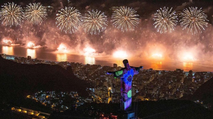 Río de Janeiro decidió celebrar Año Nuevo tras la suspensión